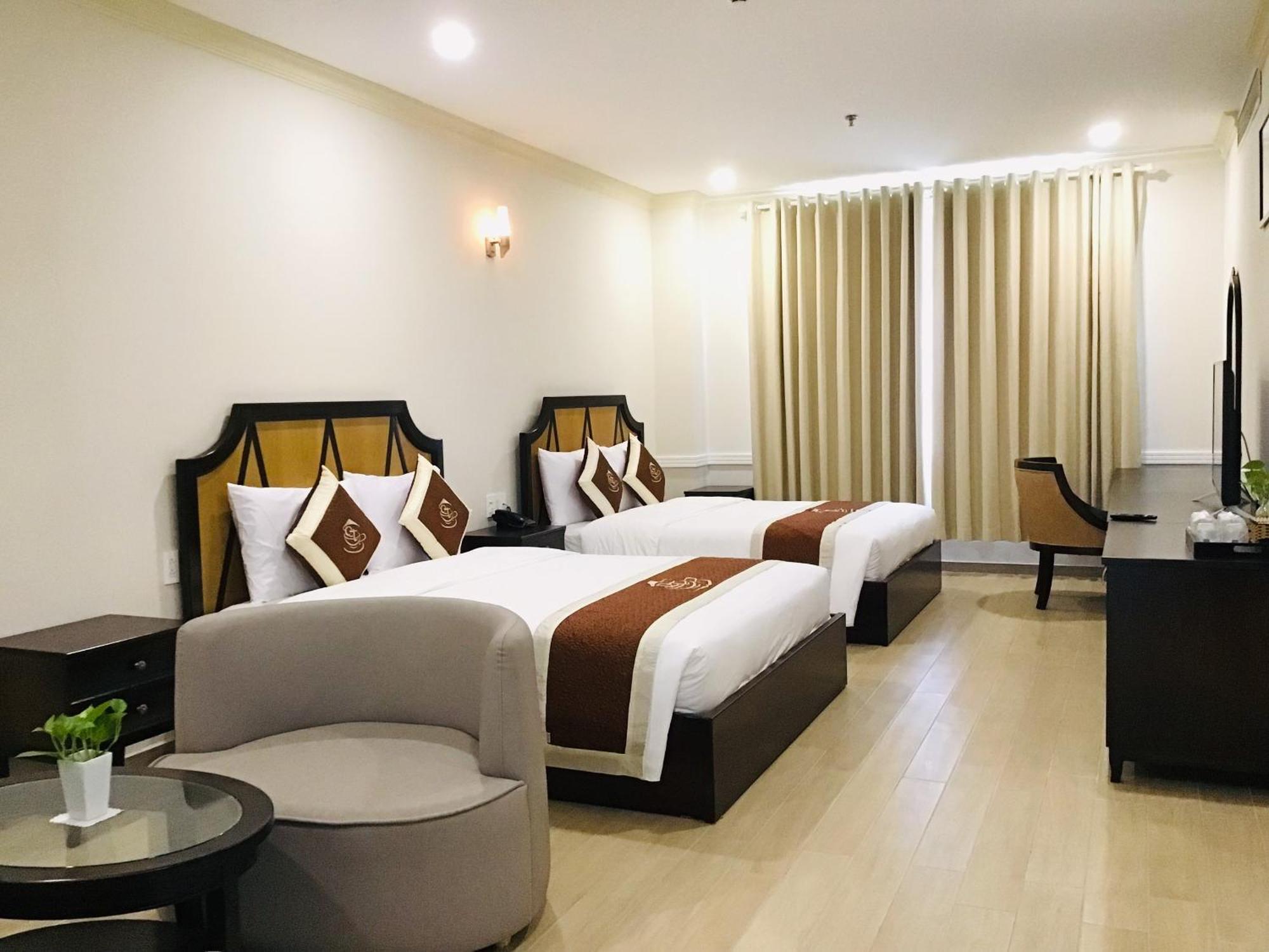 Que Toi Hotel Soc Trang Exteriör bild